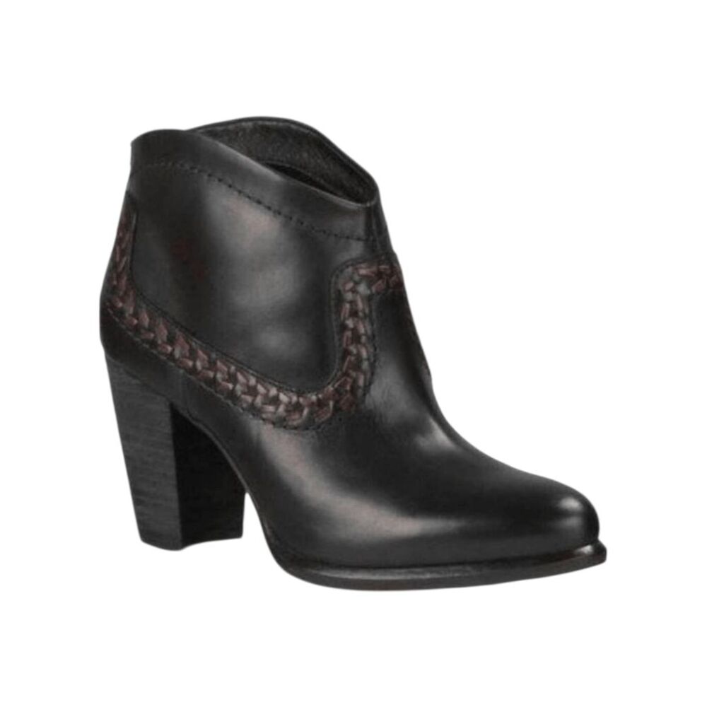 UGG Charlotte Black Leather Ankle Boot Size 6